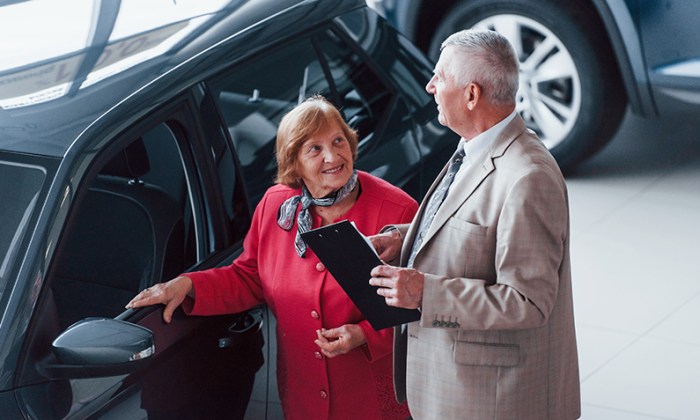 How much does age affect auto insurance premiums